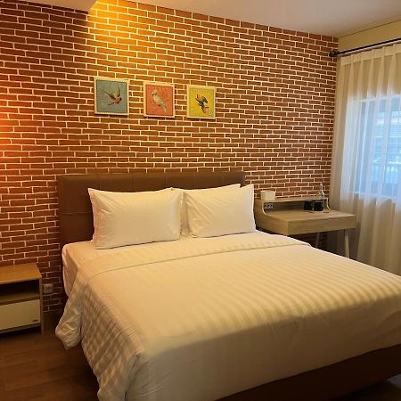 Lugano Arte Homestay Jakarta Luaran gambar