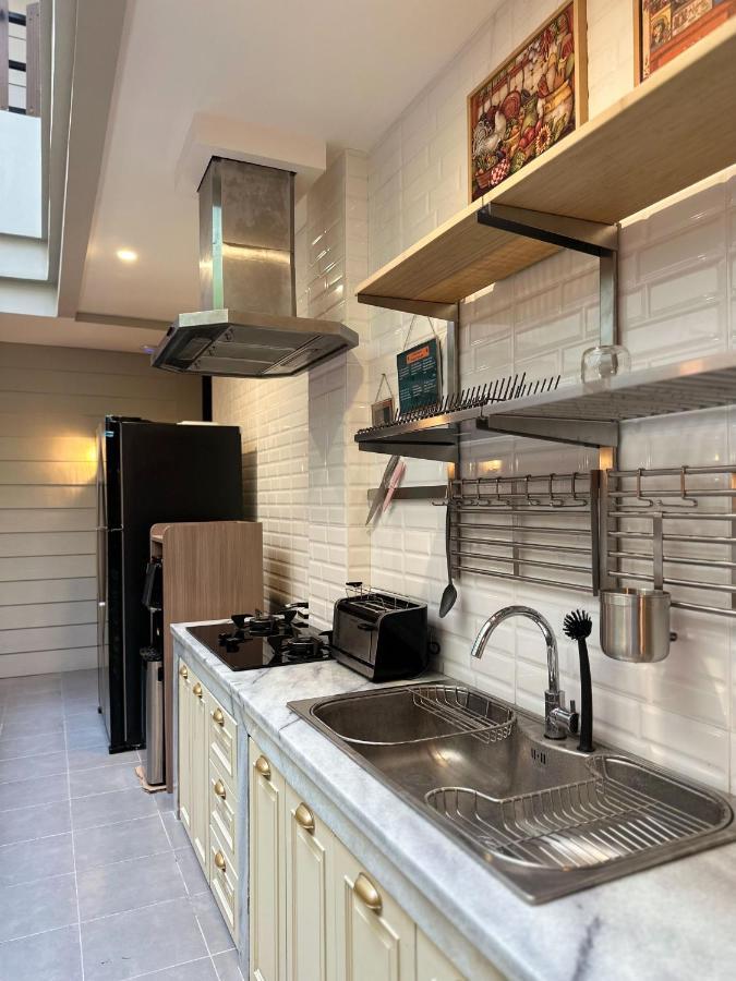 Lugano Arte Homestay Jakarta Luaran gambar